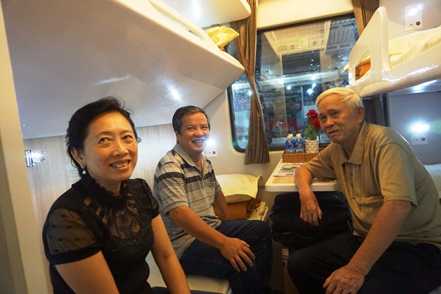 Cận cảnh đoàn tàu Thống Nhất 5 sao vừa được đưa vào sử dụng